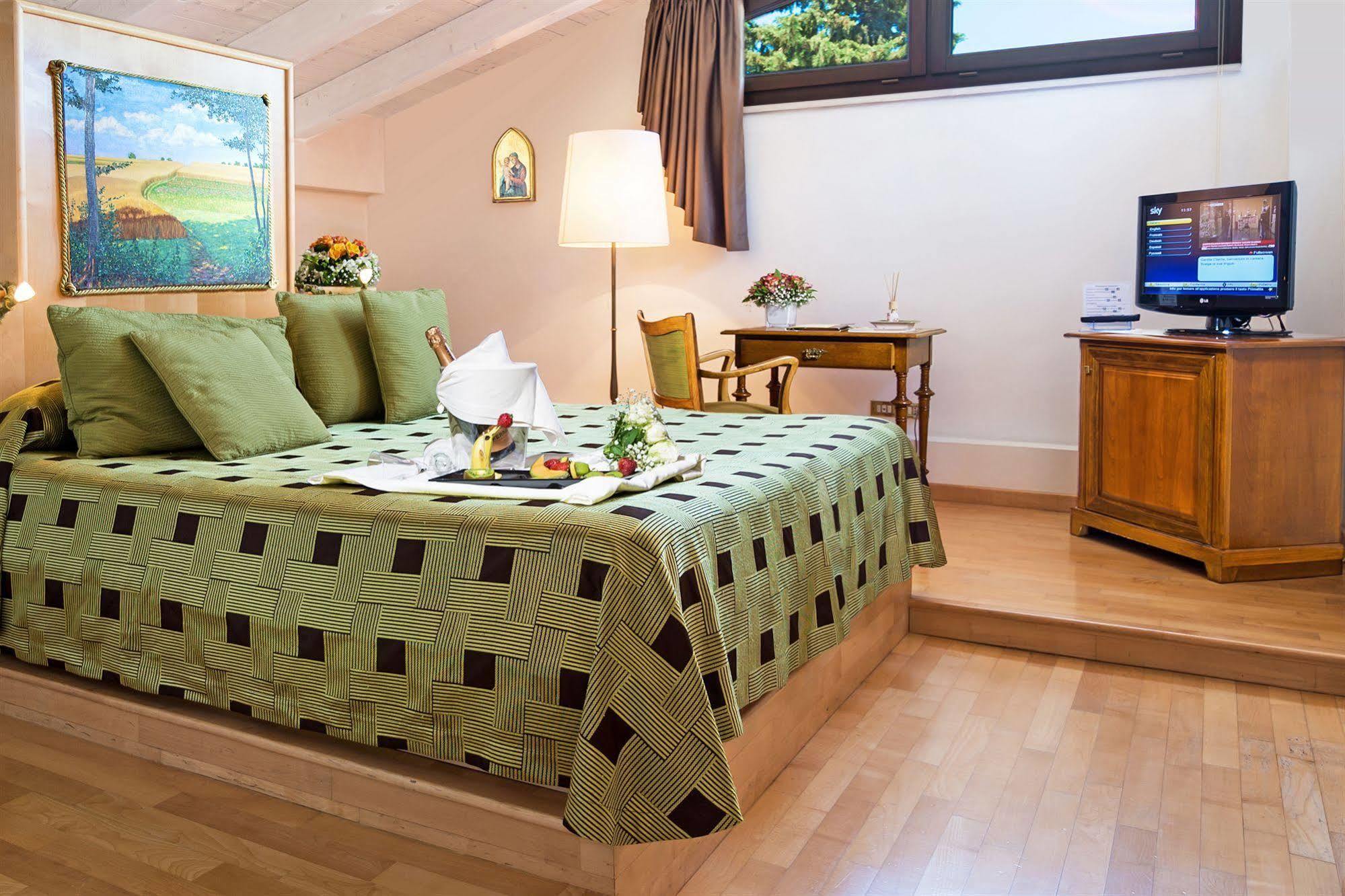 Hotel Terranobile Metaresort Bari Dış mekan fotoğraf